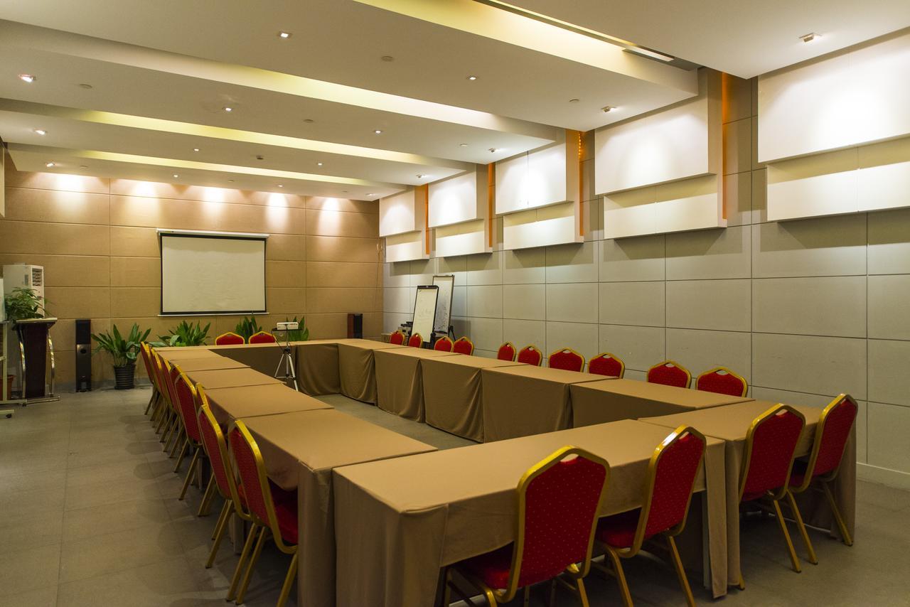 Jinjiang Inn Select Yantai Muping Coach Station Beiguan Ave. מראה חיצוני תמונה
